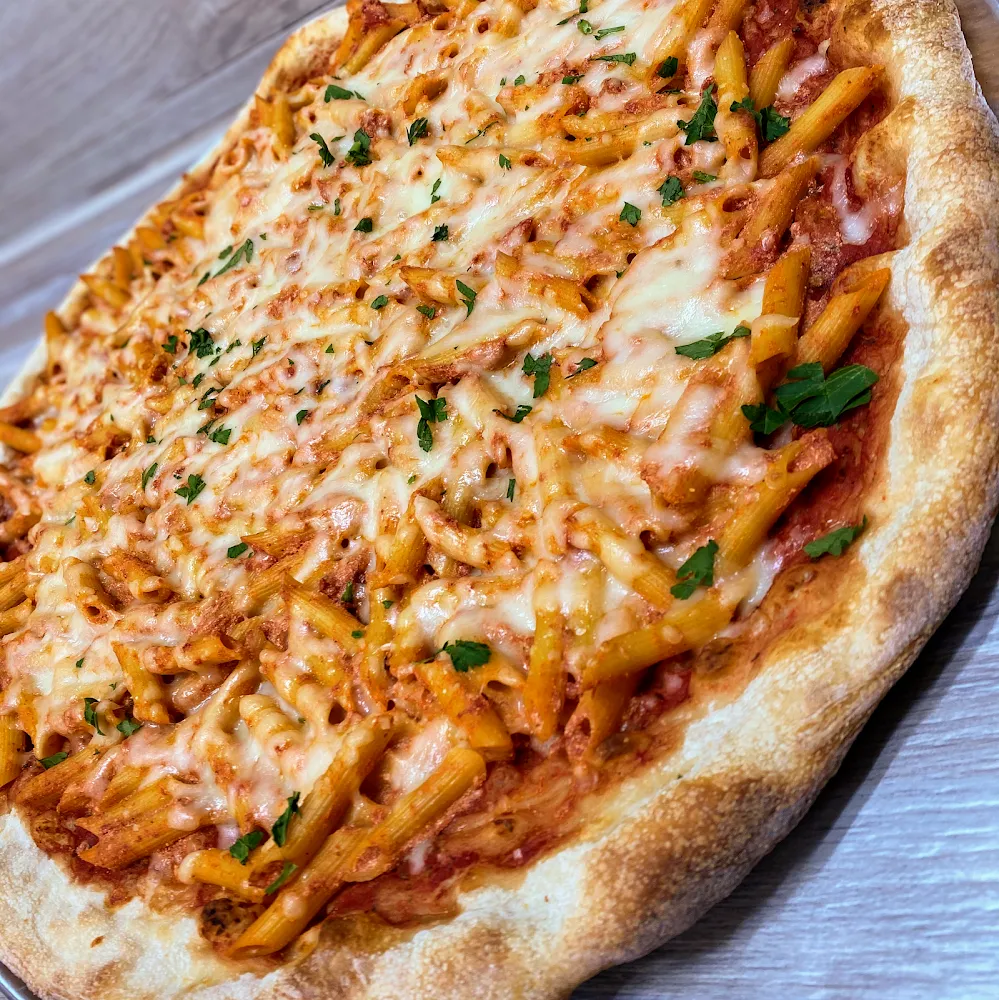 Baked Ziti Pizza