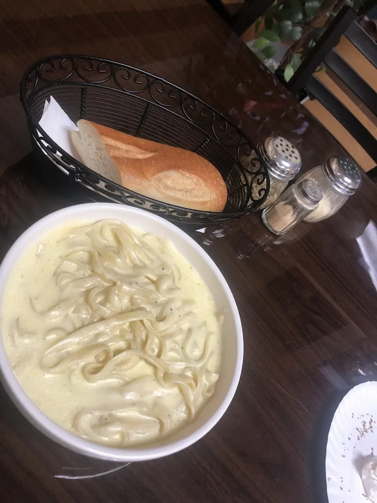 Fettuccine Alfredo